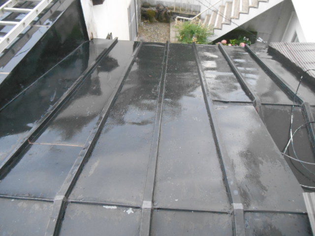 雨漏り塗装修繕工事（屋根）